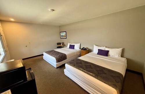 Midway-Pacific Highway Hotel | Heritage Inn San Diego
