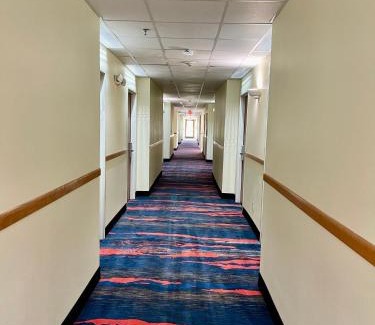 Ripley Hotel | Heritage Inn & Suites
