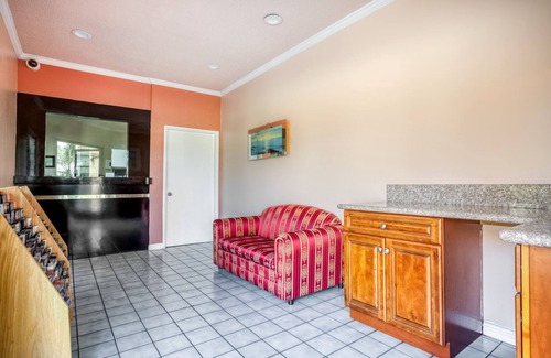 West Whittier-Los Nietos Hotel | Heritage Inn