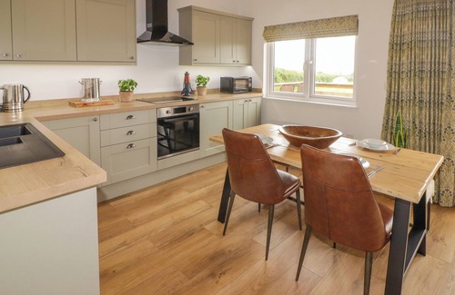Monknash Cottage | Heritage Retreat