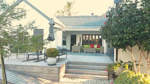 Eastcliff House | Hermanus Champagne Accommodation