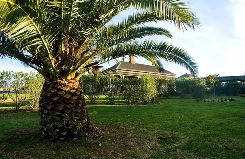 Wellington Hotel | Hermitage Hill Country Retreat