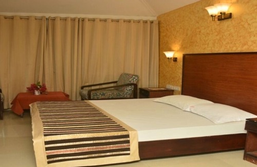 Surajkund Hotel | Hermitage Huts Tourist Resort