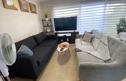 Los Angeles Apartment | Hermosa casa amoblada dos dormitorios mas dos baños