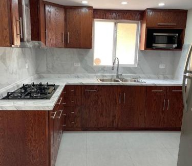 Chihuahua House | Hermosa casa entera cerca de la Presa del Rejón