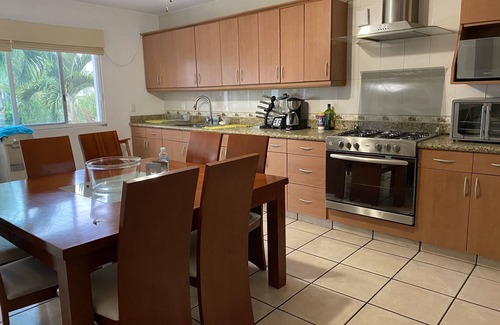 Lomas de Cocoyoc House | Hermosa Casa Ideal Para Familias - 5BR - 16 Personas