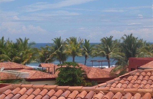 Hermosa Palms House | Hermosa Palms-Luxury Home Close to Pool and Ocean