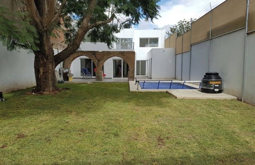 Zapopan House | Hermosa Residencia, con Alberca Templada Privada!