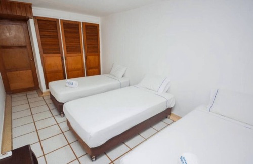 El Rodadero Hotel | Hermoso Aparta Suite Para 7 Personas en el Rodadero