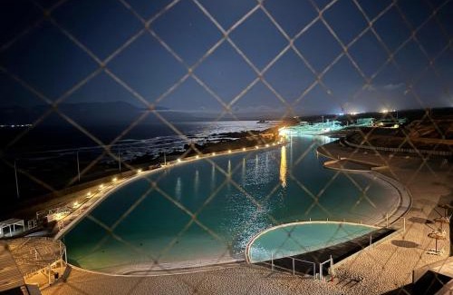 Antofagasta Apartment | Hermoso departamento con laguna navegable - laguna en mantencion