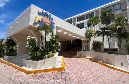Zona Hotelera Apartment | Hermoso Depto con vista al mar en zona hotelera.