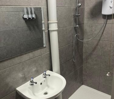 Newcastle-upon-Tyne Hotel | Heroesbunkz