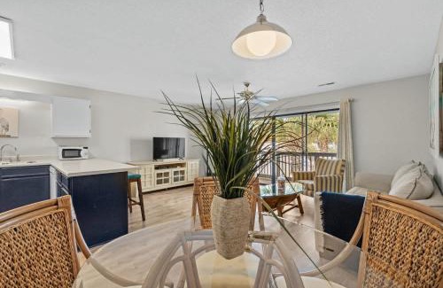Surfside Beach House | Herold's Hideaway-13D GCR