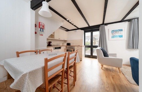Littleham Cottage | Heron Cottage - Countryside cottage with a pool