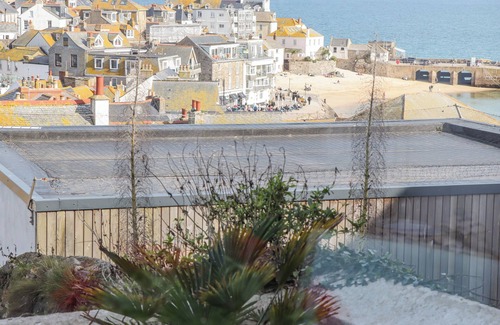 St Ives Cottage | Heron