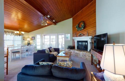 Ocean Pines House | Heron Isle Court 13