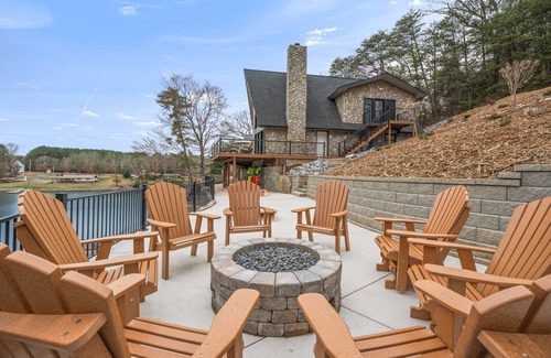 Taylorsville Cottage | Heron's Cove Cottage