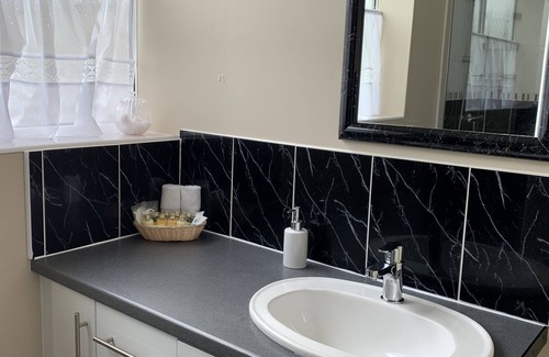 Lydd Apartment | Herons Park Suite