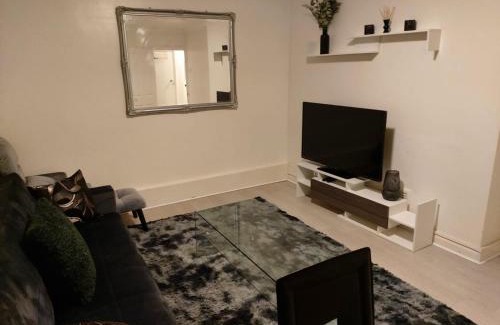 Greenwich Apartment | Heronsgate GH009