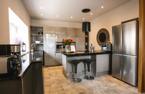 Skipton Cottage | HERRIOTS HOUSE, pet friendly, luxury holiday cottage in Skipton