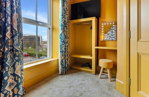 Londonderry House | Hestia House