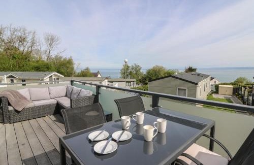 New Quay House | Heulwen