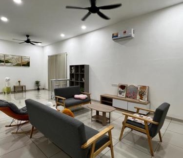 Sekinchan House | HeyFam Homestay