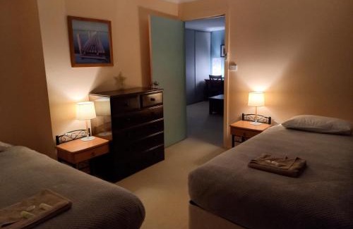 Lakes Entrance Hotel | Heyfield Motel and Apartments