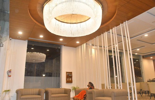 Sarnath Hotel | HHW BUDDHA LINEAGE