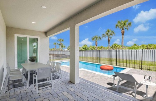 Melbourne Beach House | HI385SD 8 bed, Fashion-Nasa, Theater