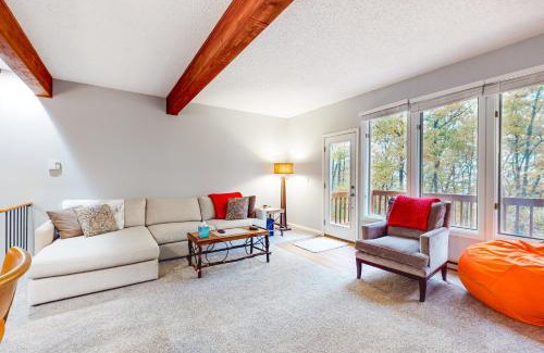McHenry House | Hibernation Hideaway