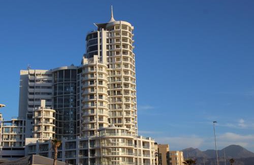 Strand Apartment | Hibernian Towers 1203