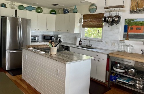 Placida House | Hibiscus House! Beachfront property!