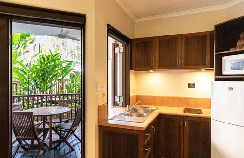 Port Douglas Apartment | Hibiscus Resort & Spa