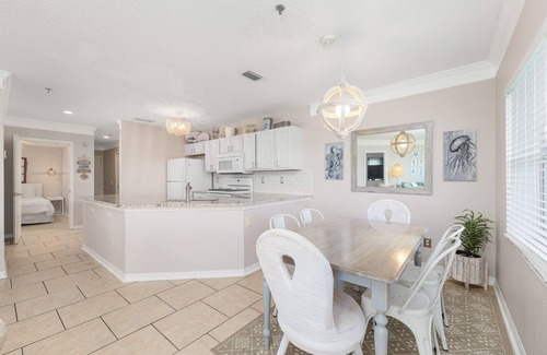 Butler Beach Condo | Hibiscus