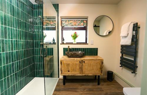 Chesterfield House | Hickory Cottage