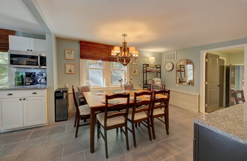 Gerton House | Hickory Creek Hideaway - A cozy mountain cabin
