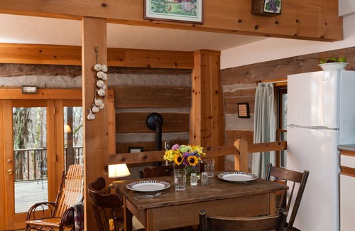 Logan Cabin | Hickory Hollow Cabin