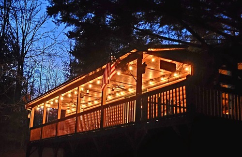 Murphy Cabin | HICKORY NUT HIDE-A-WAY *5.5 MILES FROM LAKE HIWASSEE NC* MURPHY NC*