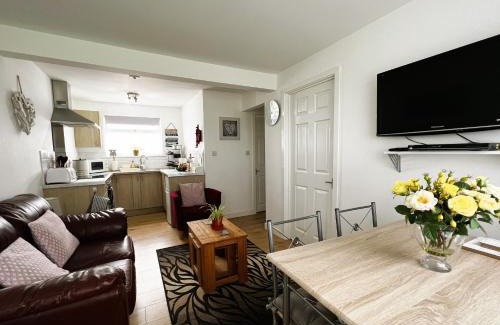 Sandown Ski Chalet | Hidden Corner