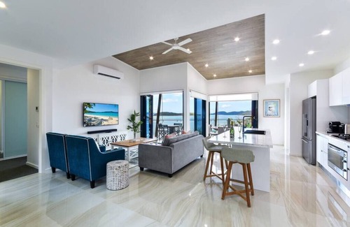 Hamilton Island Apartment | Hidden Cove 16 , Hidden Cove 16 on Hamilton Island