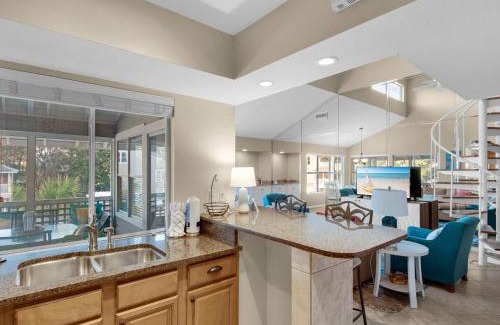 Miramar Beach Apartment | Hidden Dunes Cottage 155 by Newman-Dailey