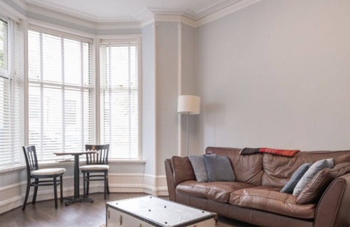 Aberdeen West End Apartment | ✶ Hidden Gem 1-bed apartment / flat in Aberdeen City Centre - FREE Parking! ✶
