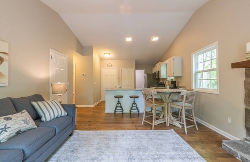 Waleska House | Hidden Gem: 20% off until Nov 30!