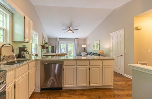 Waleska House | Hidden Gem: 20% off until Nov 30!