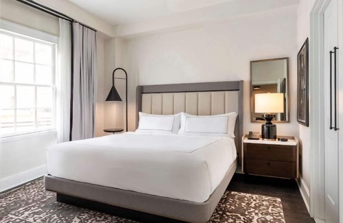 Charleston Historic District Hotel | Hidden Gem in Historic Charleston District! Pet-friendly Property, Outdoor Pool!