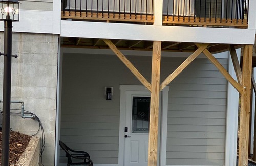 Mars Hill House | Hidden Gem in Mars Hill