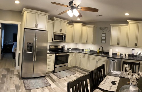 Mars Hill House | Hidden Gem in Mars Hill