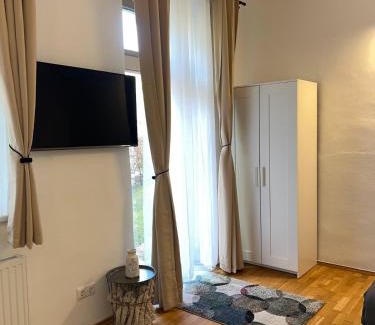 Gries Apartment | Hidden Gem in Old Town