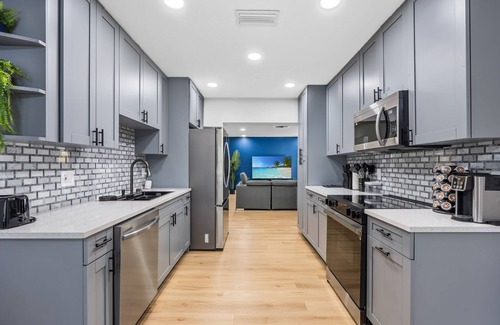 St. Petersburg - Clearwater House | Hidden Gem in St. Pete! Modern 4BR Oasis Awaits
